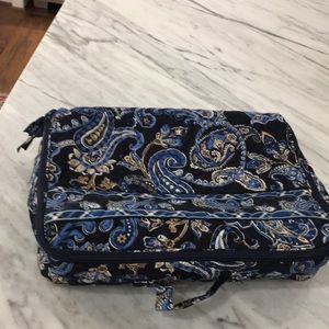 New Vera Bradley lay flat trunk.